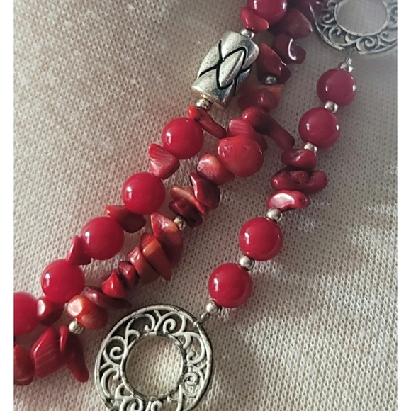 Premier Designs Red Firecracker Beaded Necklace - Picture 2 of 4